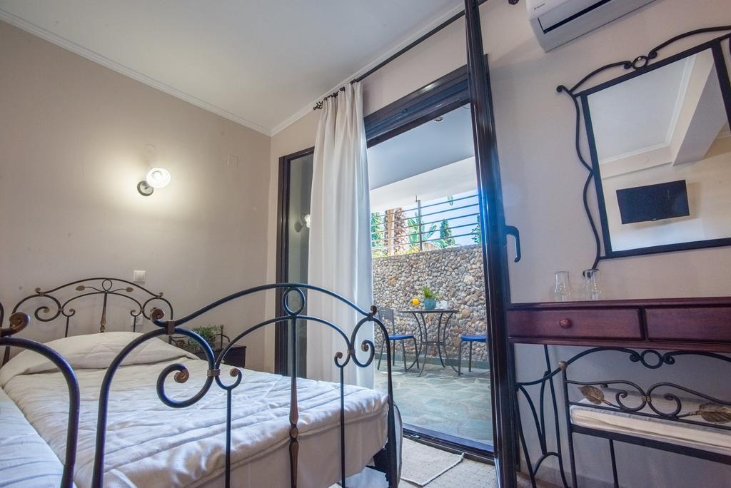 Nepheli Hotel Kasztroszikiá Kültér fotó